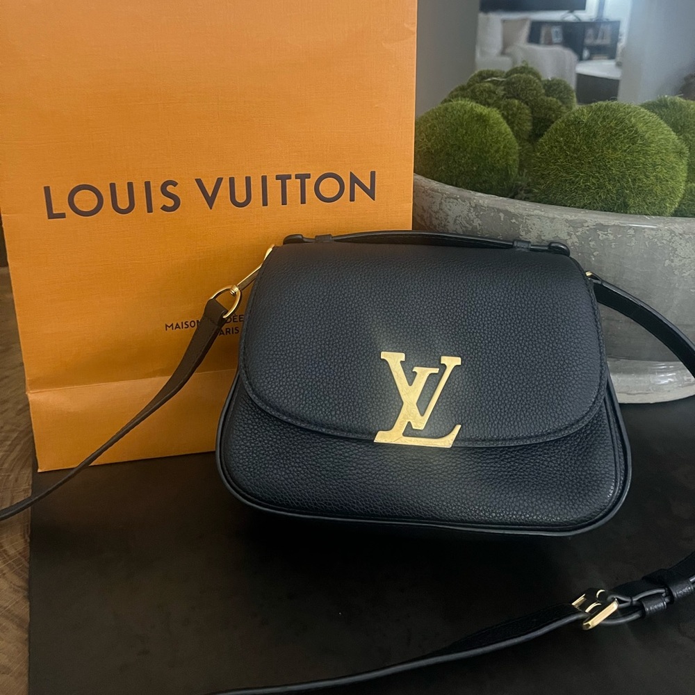 Louis Vuitton crossbody bag